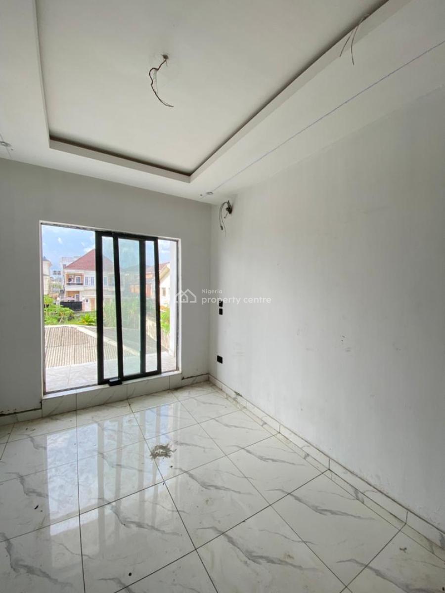 Astonishing 1 Bedroom Apartment in a Serene Neighborhood, Agungi, Lekki, Lagos, Flat / Apartment for Sale