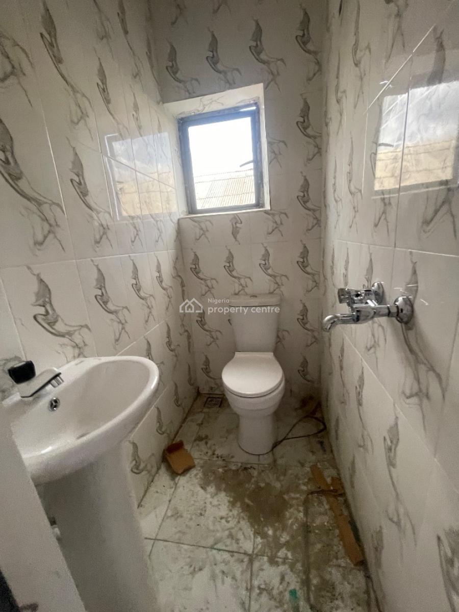 Newly Built Studio Flat, Finbars Road Akoka, Yaba, Lagos, Self Contain (single Rooms) for Rent