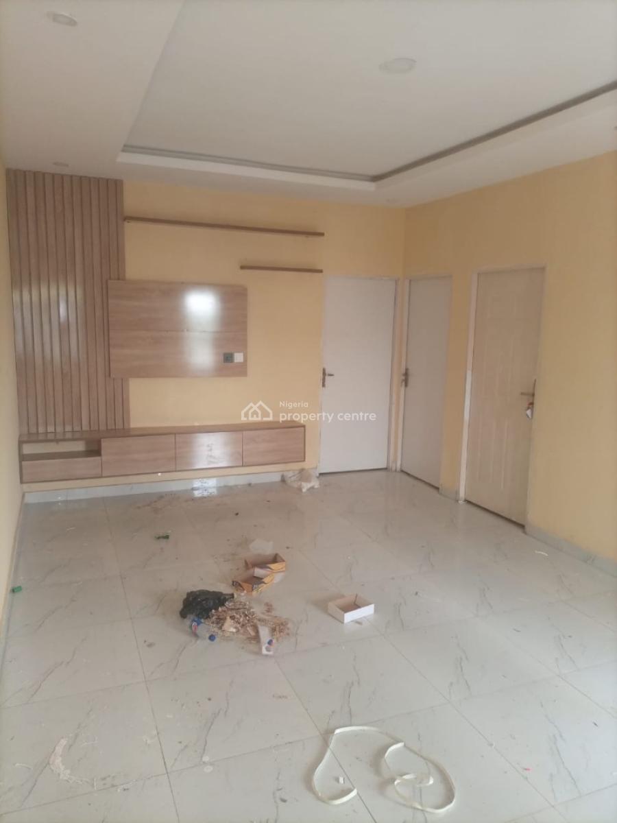2 Bedrooms Flat Upstairs, Sangotedo, Lekki, Lagos, Flat / Apartment for Rent