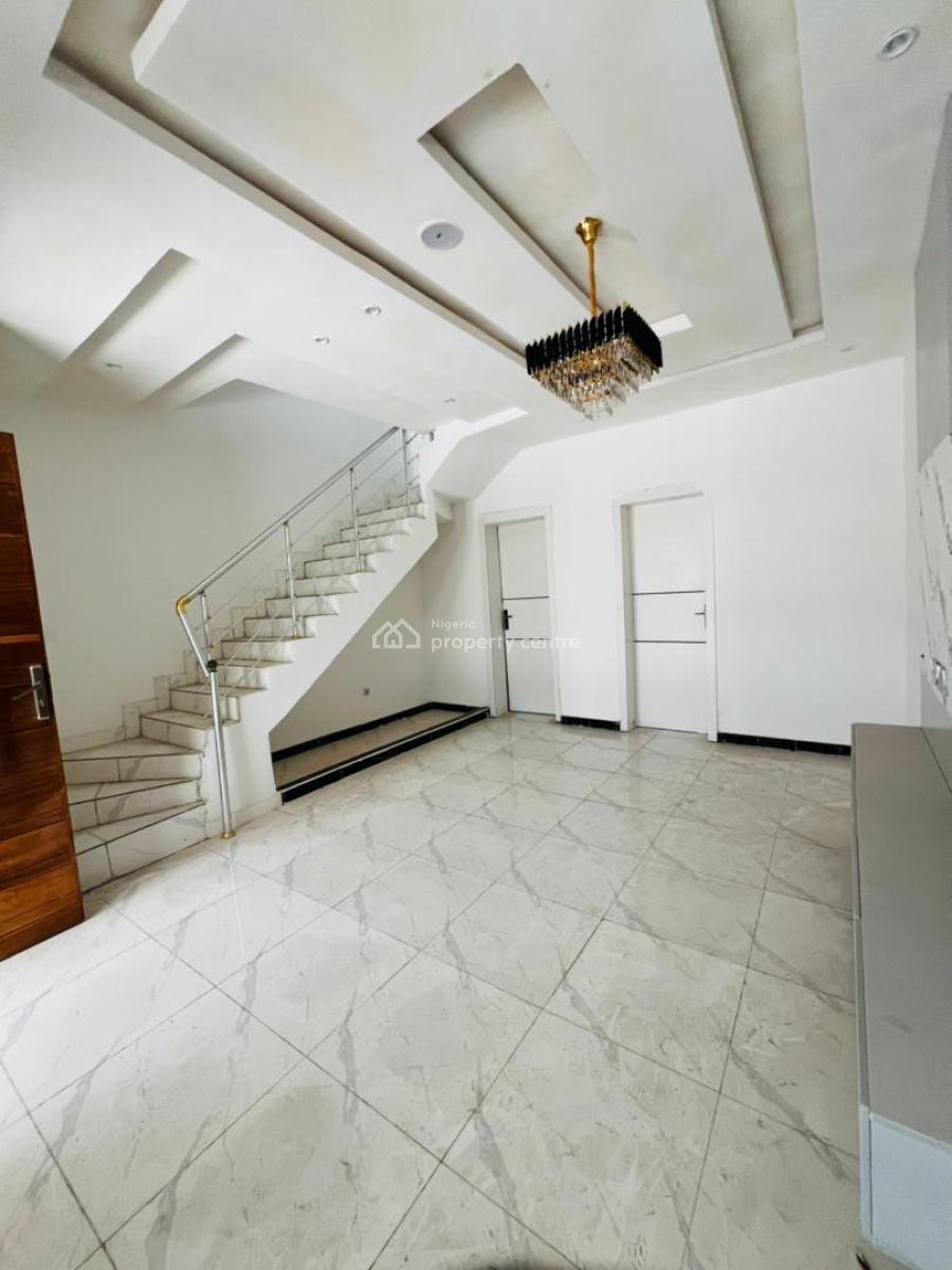 3 Bedrooms Terraced Duplex in a Secured Estate Available, Ikota, Lekki, Lagos, Terraced Duplex for Sale