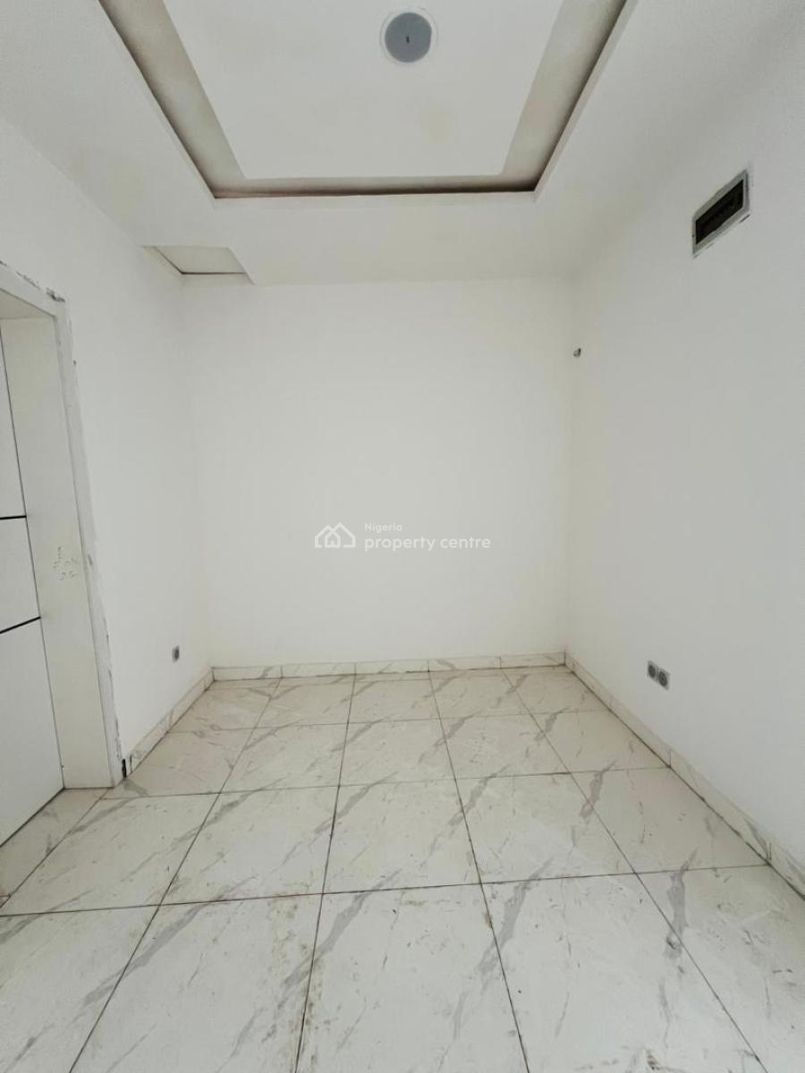 3 Bedrooms Terraced Duplex in a Secured Estate Available, Ikota, Lekki, Lagos, Terraced Duplex for Sale