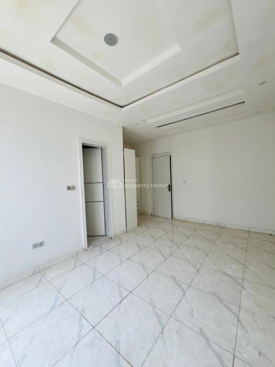 3 Bedrooms Terraced Duplex in a Secured Estate Available, Ikota, Lekki, Lagos, Terraced Duplex for Sale