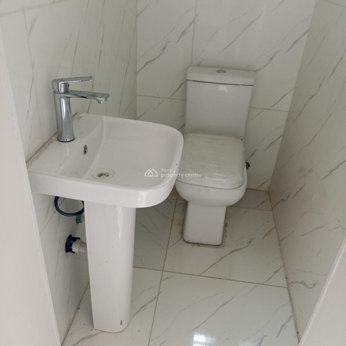 Newly Built 3 Bedrooms Duplex, Lekki Peninsula Scheme 2, Abraham Adesanya, Ajah, Lagos, Terraced Duplex for Rent