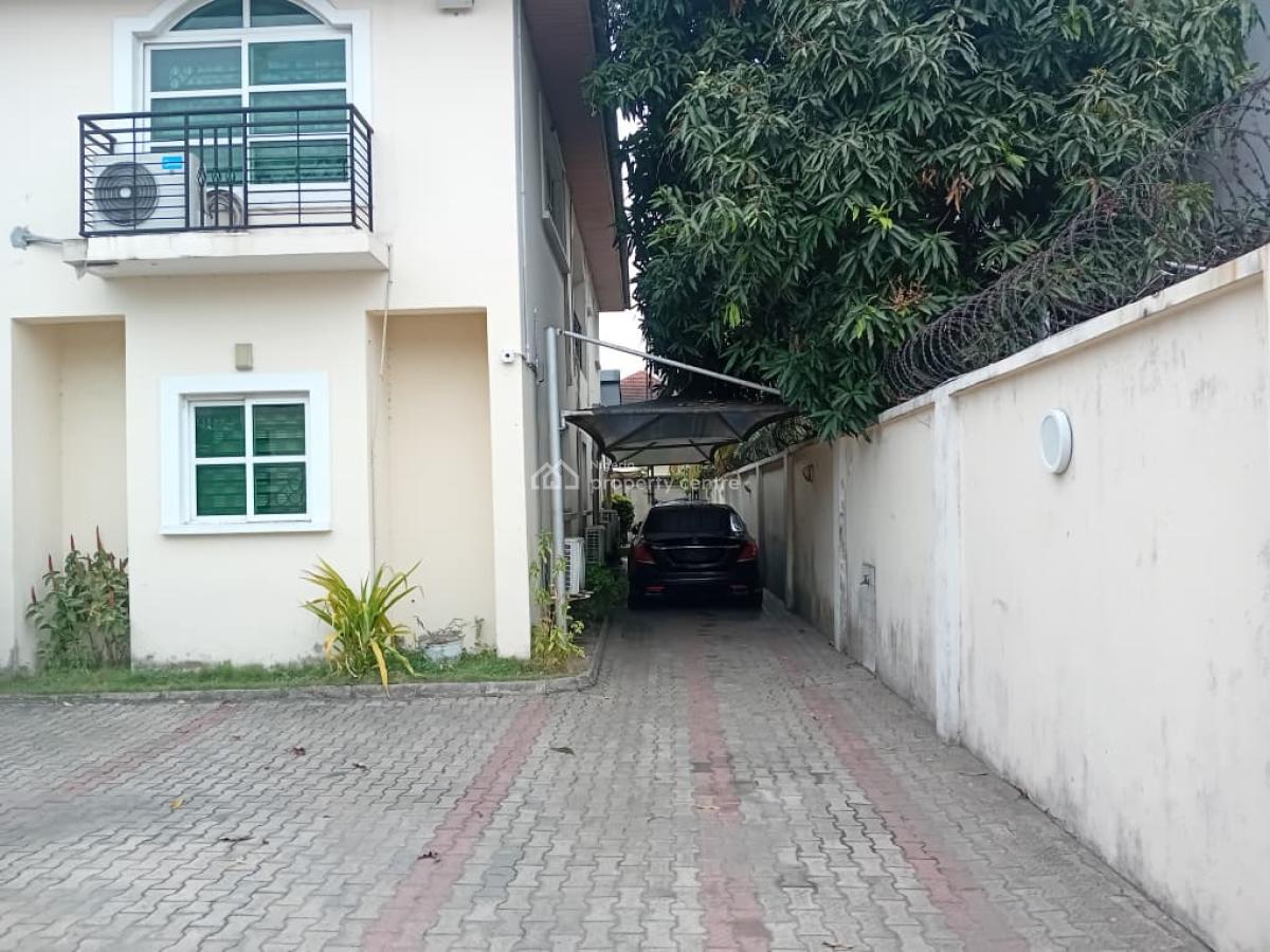 4 Bedroom Fully Detached Duplex with 2 Rooms Bq, Lekki Phase 1, Lekki, Lagos, Detached Duplex for Rent