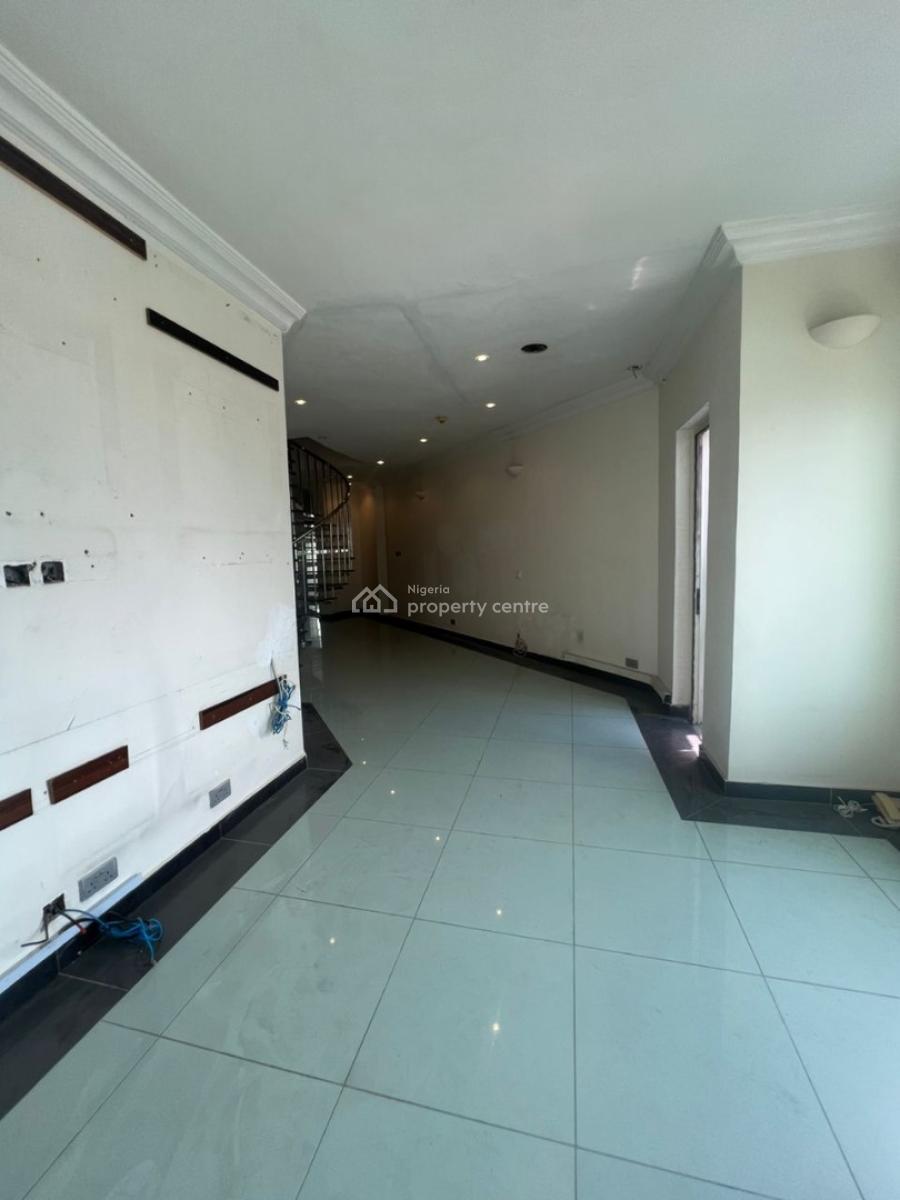 Beautiful 2 Bedroom Apartment + Pool, Bq and  Garden in a Secure Estate, Oniru, Victoria Island (vi), Lagos, Flat / Apartment for Rent