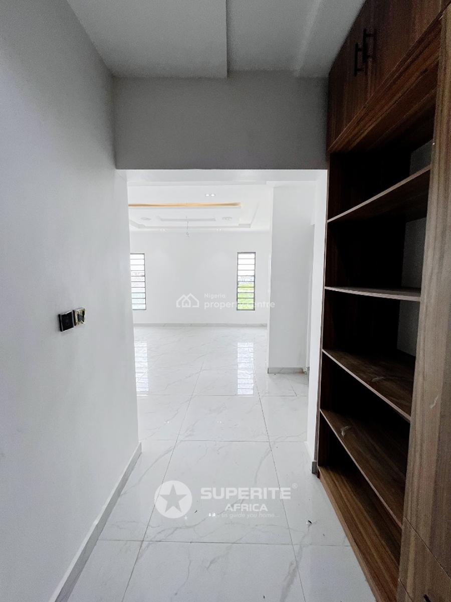 5-bedroom Fully-detached Duplex, Ajah, Lagos, Detached Duplex for Sale