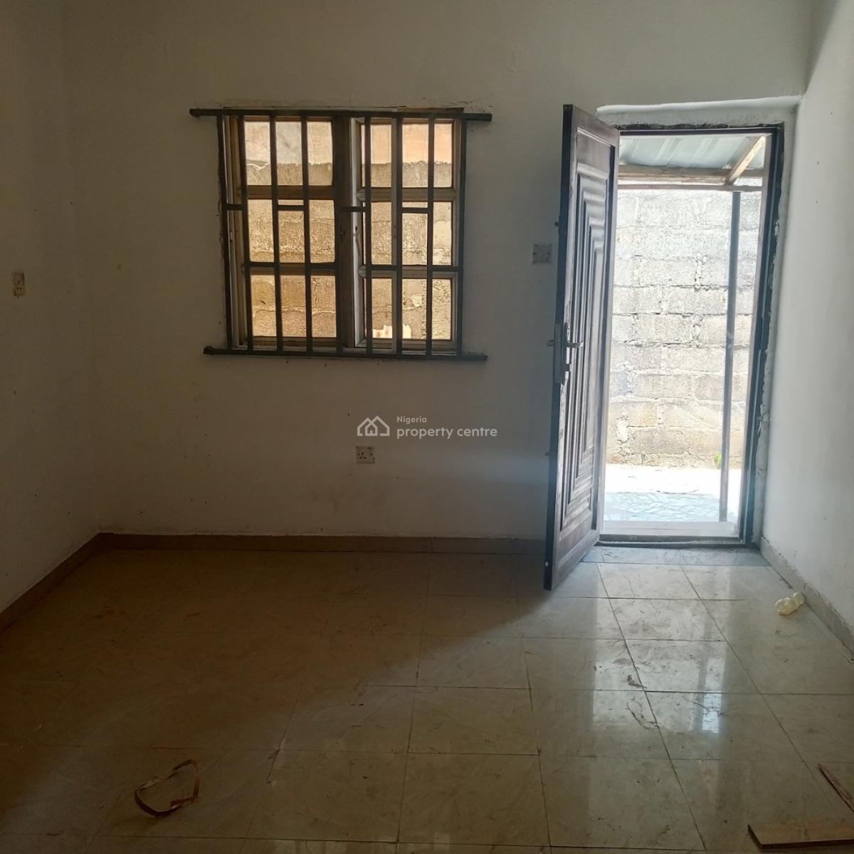 Newly Renovated 2 Bedroom Flat, United Estate,sangotedo, Ajah, Lagos, Flat / Apartment for Rent