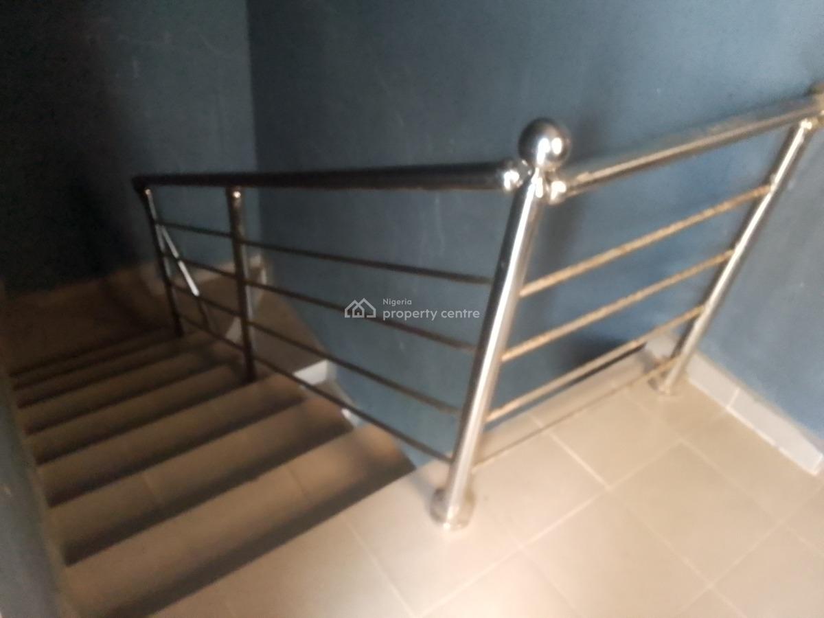 Spacious Luxury 2 Bedroom Flat with Excellent Features, Newtown Estate Rd, Ogombo, Ajah, Lagos, Flat / Apartment for Rent