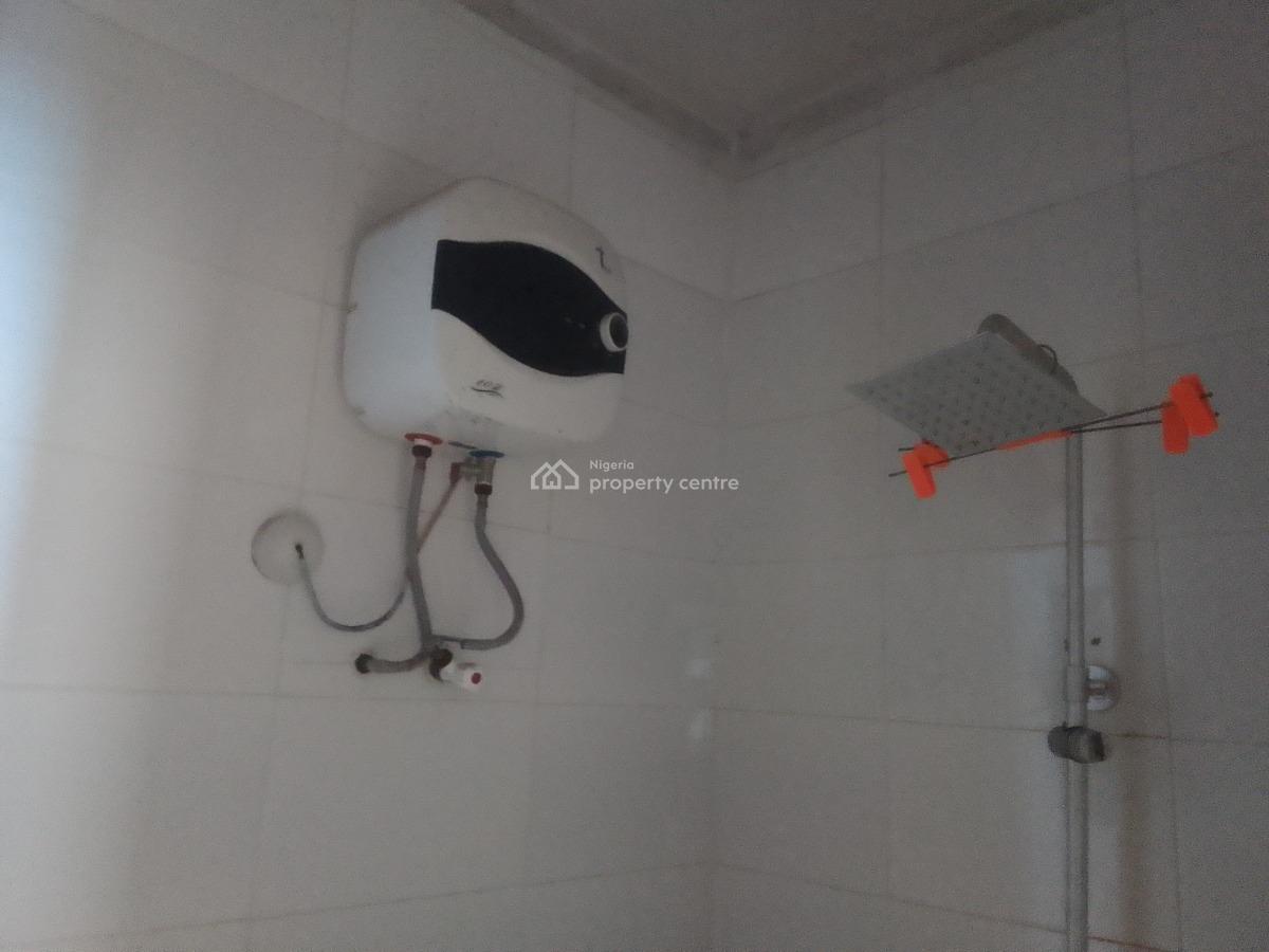 Spacious Luxury 2 Bedroom Flat with Excellent Features, Newtown Estate Rd, Ogombo, Ajah, Lagos, Flat / Apartment for Rent