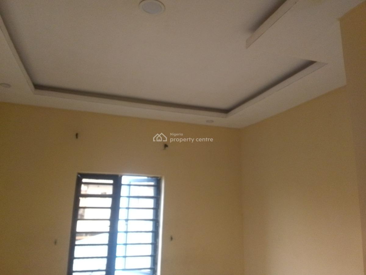 Spacious Luxury 2 Bedroom Flat with Excellent Features, Newtown Estate Rd, Ogombo, Ajah, Lagos, Flat / Apartment for Rent