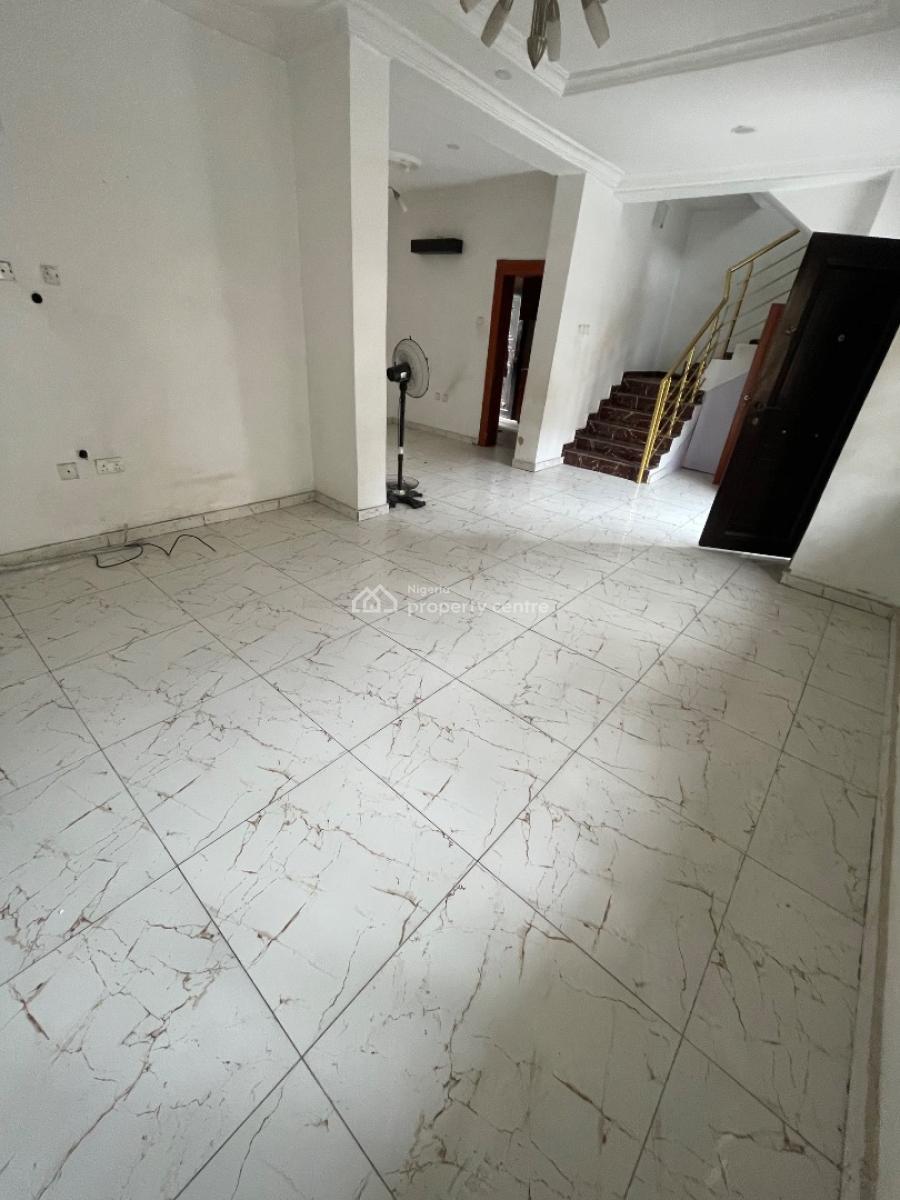 3 Bedroom, Ikate By Platinum Way, Lekki Phase 1, Lekki, Lagos, Terraced Duplex for Rent