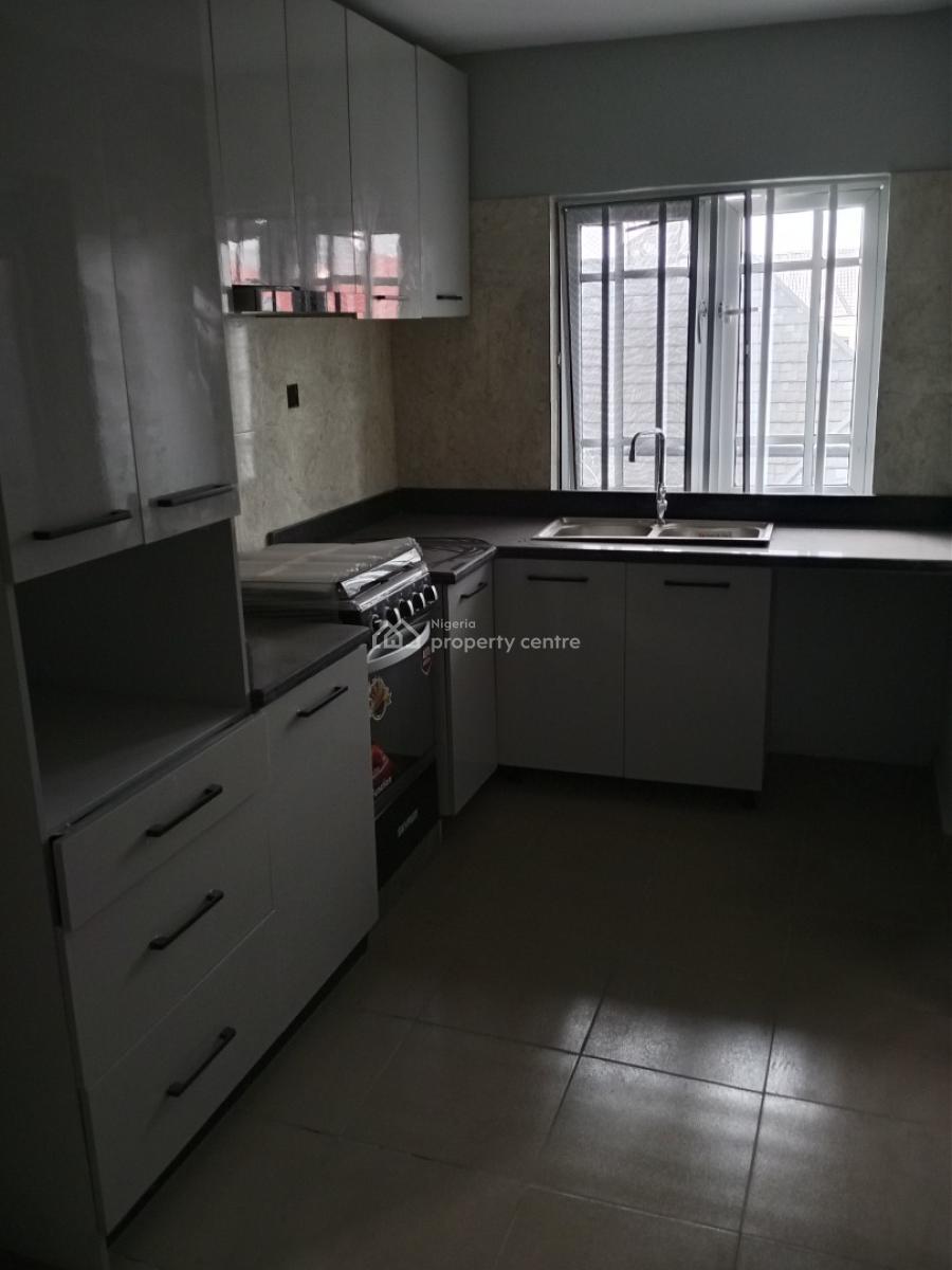 Brand New 4 Bedroom Paint House with Fitted Kitchen, Off Emerald Estate Road, Ilaje, Ajah, Lagos, Flat / Apartment for Rent