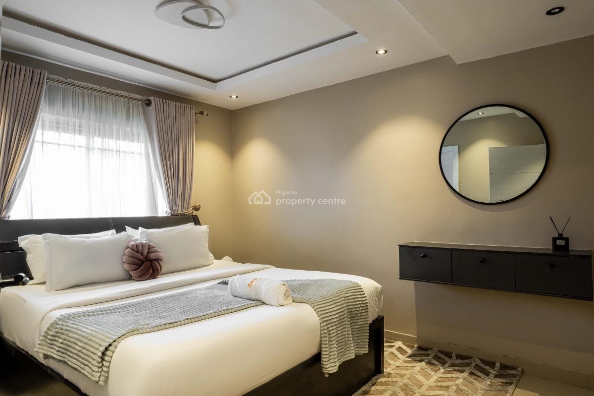 Beautiful 2 Bedroom Apartment (discounted), Banana Island, Ikoyi, Lagos, Flat / Apartment Short Let
