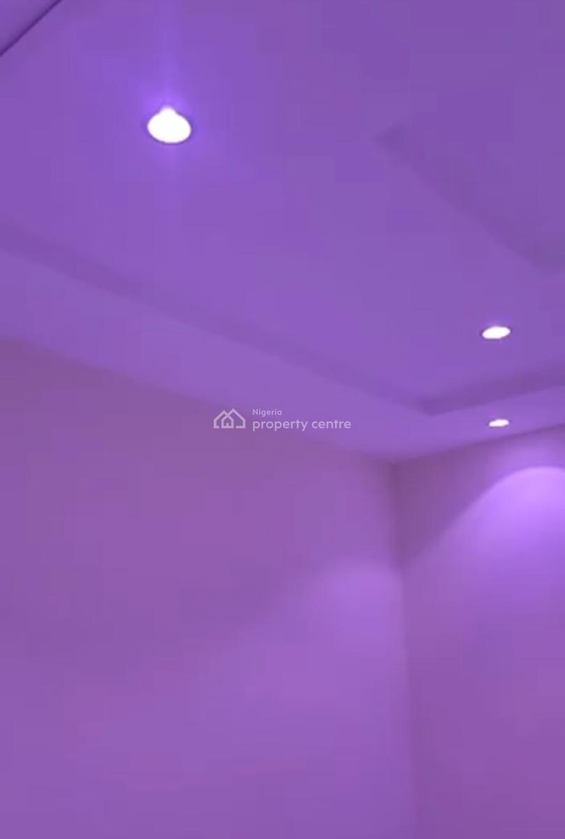 2 Bedroom Flat, Off College Road, Ogba, Ikeja, Lagos, Flat / Apartment for Rent