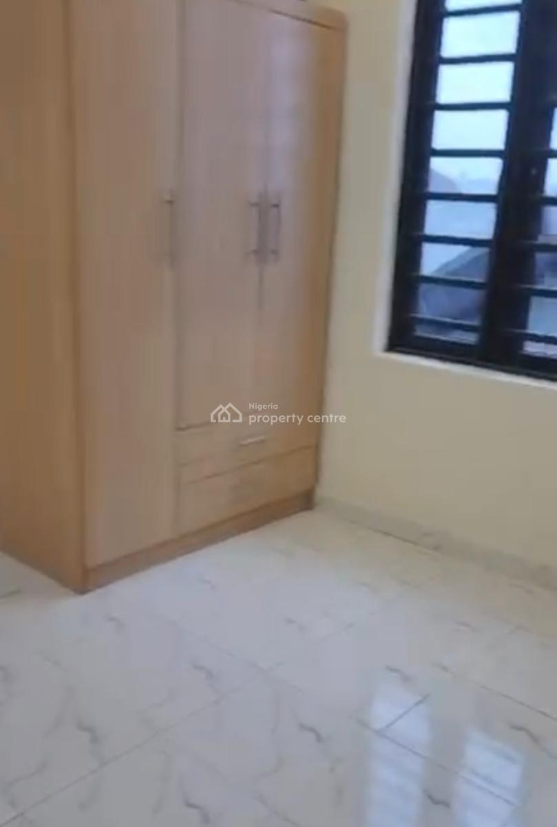 2 Bedroom Flat, Off College Road, Ogba, Ikeja, Lagos, Flat / Apartment for Rent