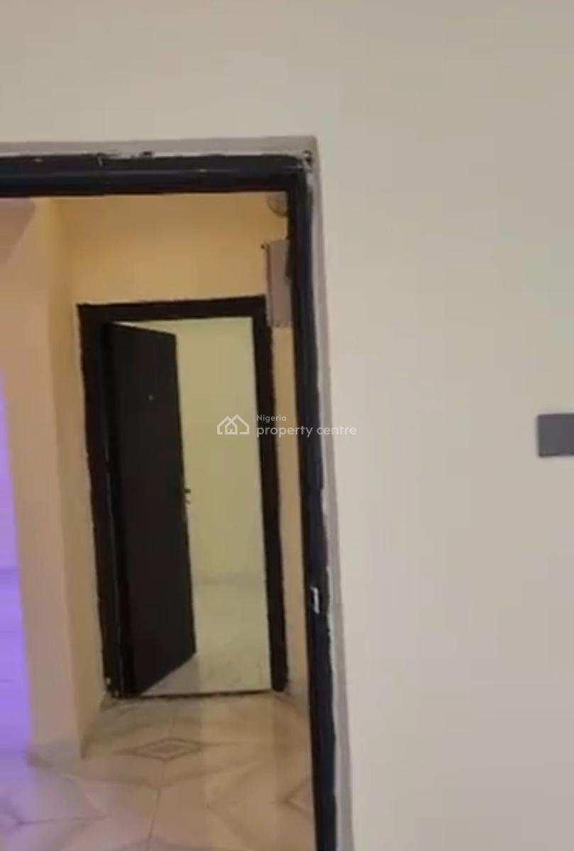 2 Bedroom Flat, Off College Road, Ogba, Ikeja, Lagos, Flat / Apartment for Rent
