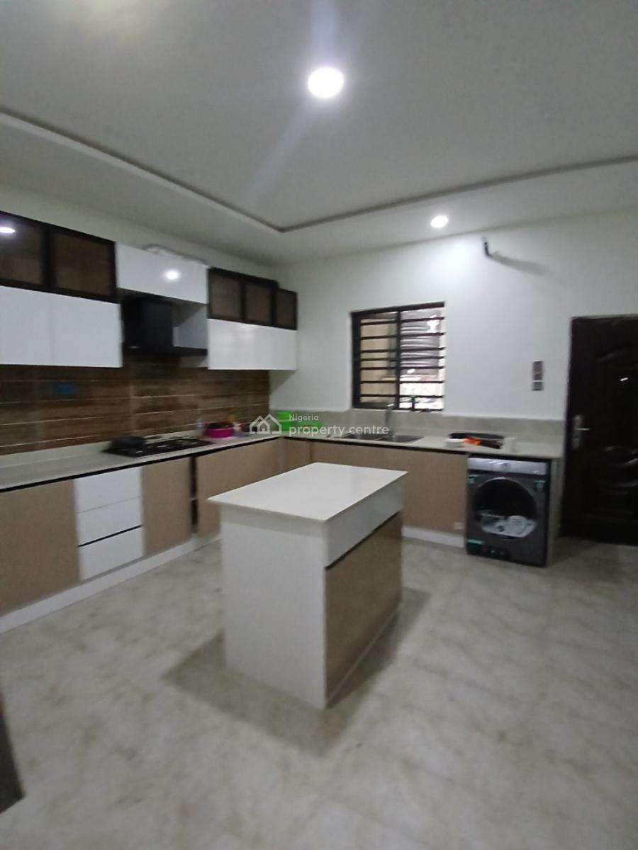 Furnished Rooms with Shared Parlour, 24 Hours Light,swimming Pool, Gym, Citadel View Estate  Along Ogombo Road, Ajah, Lagos, Flat / Apartment for Rent
