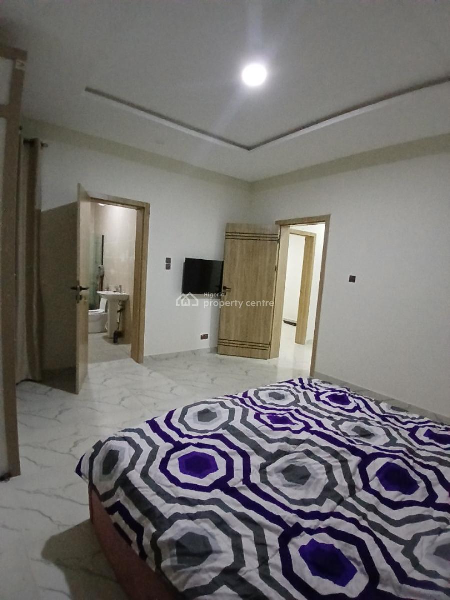 Furnished Rooms with Shared Parlour, 24 Hours Light,swimming Pool, Gym, Citadel View Estate  Along Ogombo Road, Ajah, Lagos, Flat / Apartment for Rent
