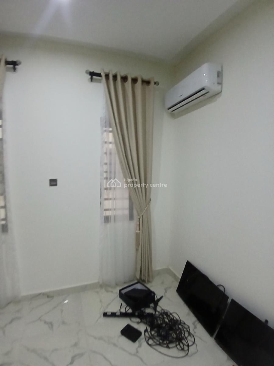 Furnished Rooms with Shared Parlour, 24 Hours Light,swimming Pool, Gym, Citadel View Estate  Along Ogombo Road, Ajah, Lagos, Flat / Apartment for Rent