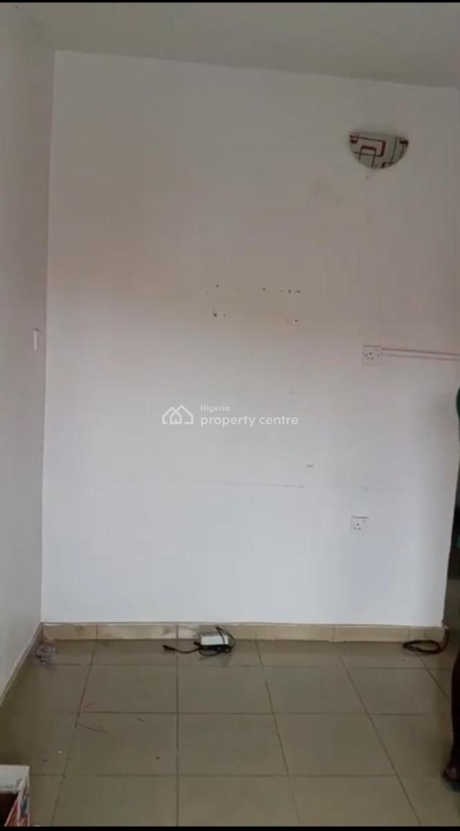 Lovely 2 Bedroom Flat, Uba, Ifako, Gbagada, Lagos, Flat / Apartment for Rent