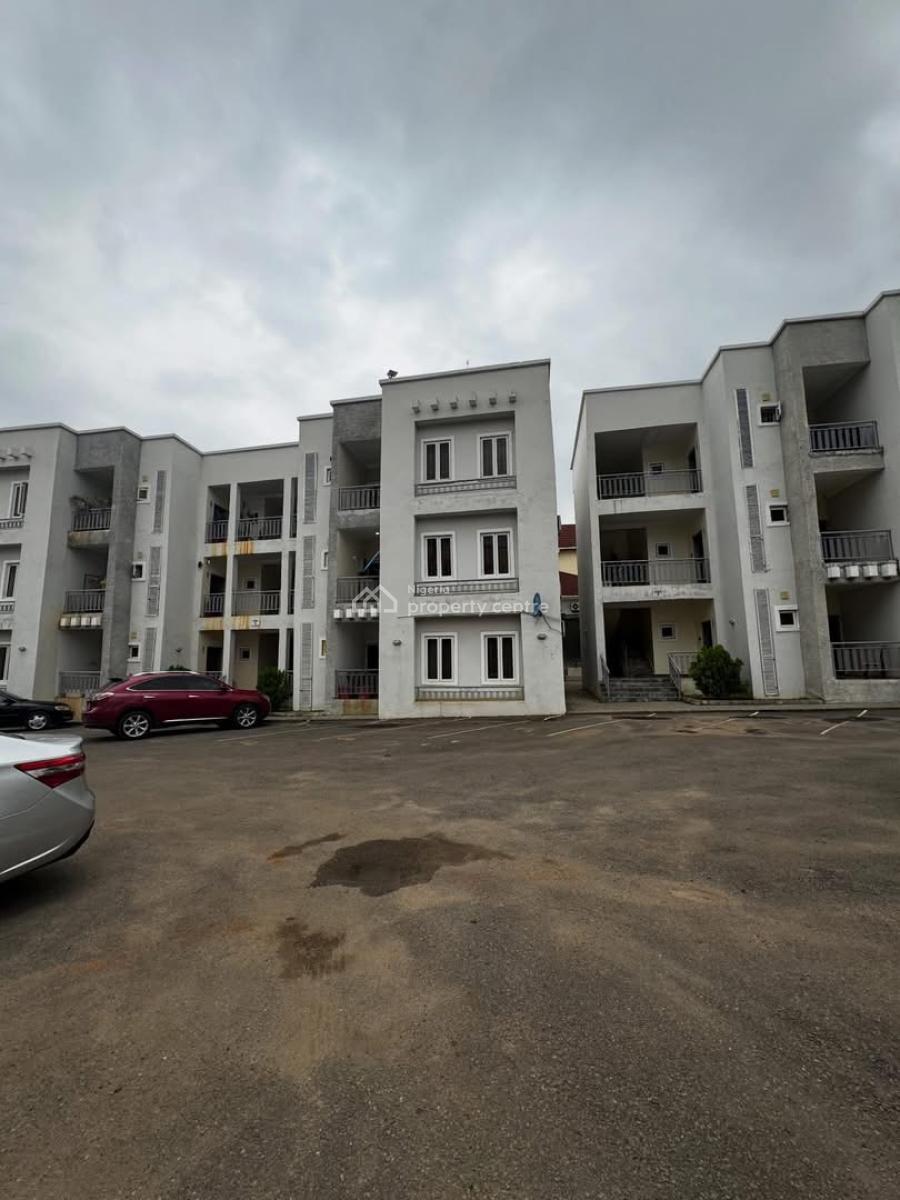 Luxury 3 Bedroom Serviced &  Spacious Apartment, Up Floor, Katampe Extension, Katampe, Abuja, Flat / Apartment for Sale
