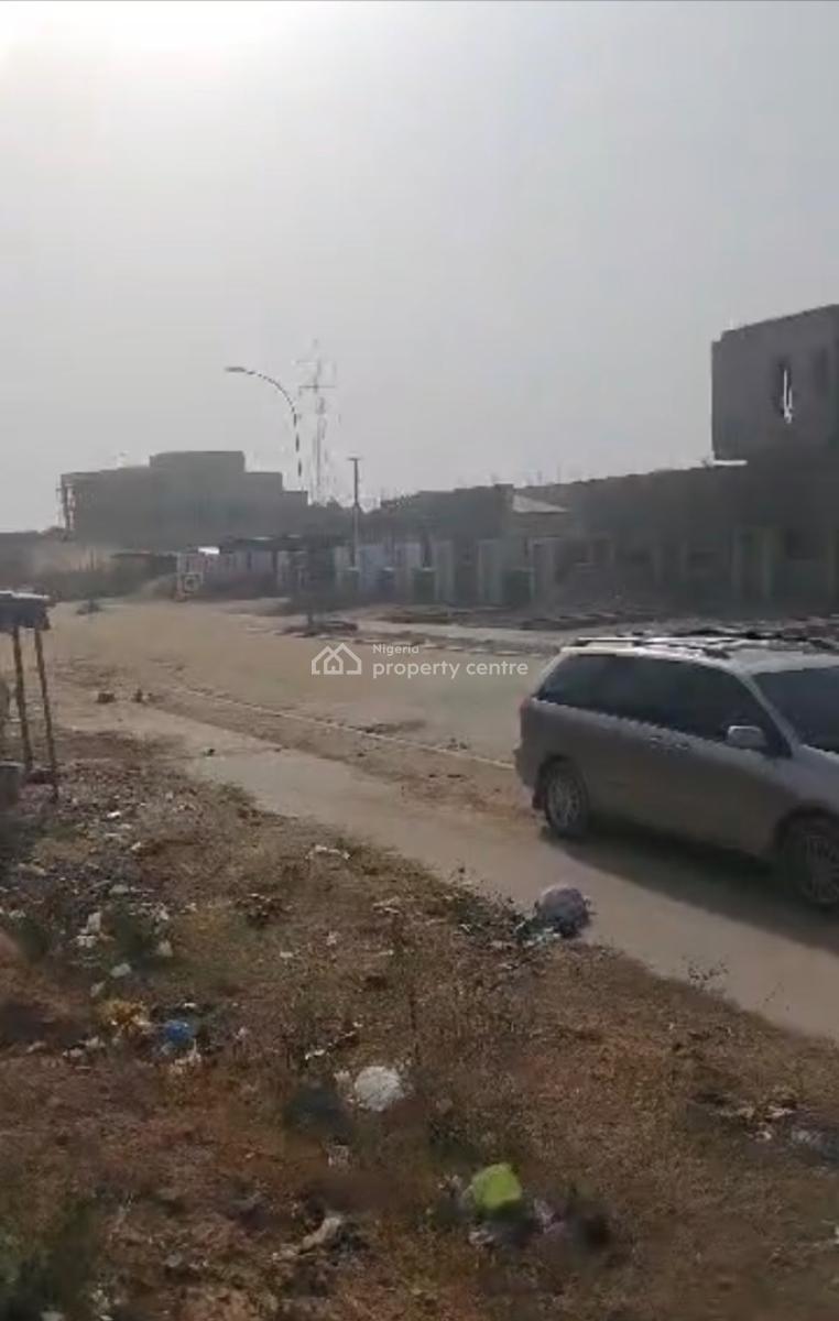 2,600sqm, Residential, C of O, Tarred Road, Guzape Main Behind H-medix, Guzape District, Abuja, Residential Land for Sale
