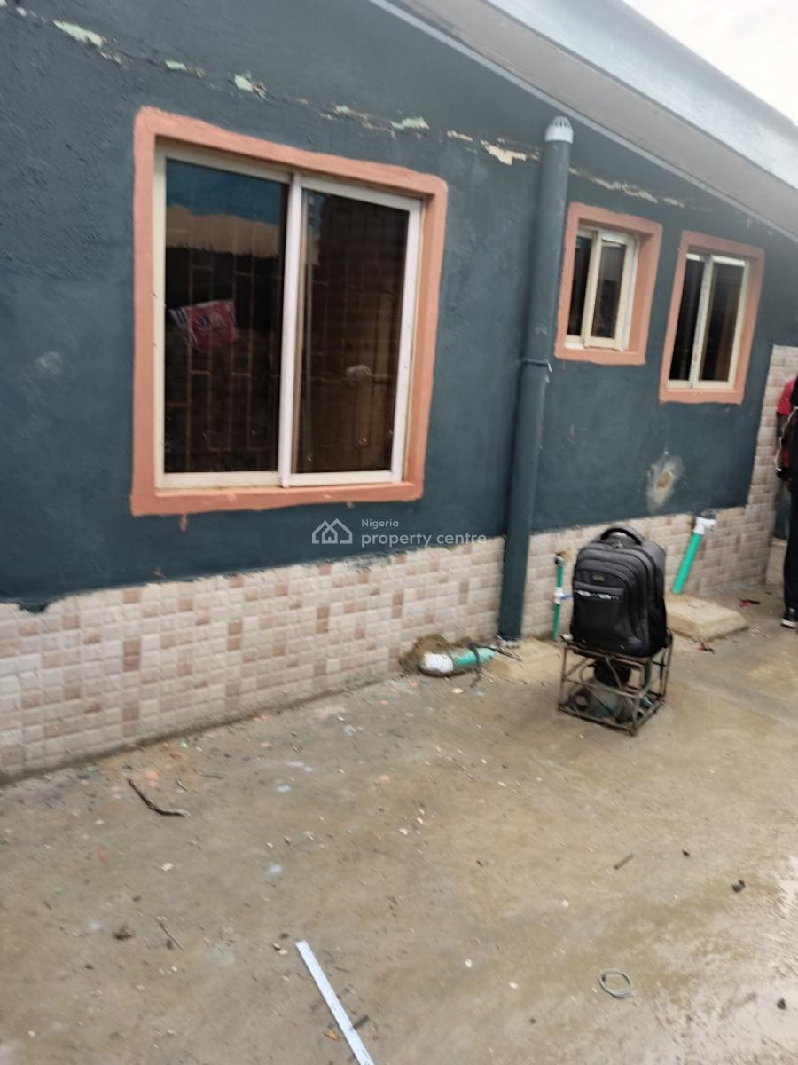 Standard Roomself Contained/ Miniflat, Off Lawanson B/stop, Surulere, Lagos, Mini Flat (room and Parlour) for Rent