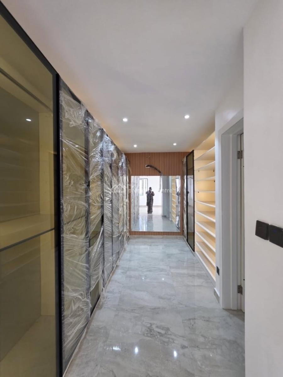 5 Bedroom Luxury Duplex with 2bqs and 3staff Quarters, Lekki Phase 1, Lekki, Lagos, Detached Duplex for Sale