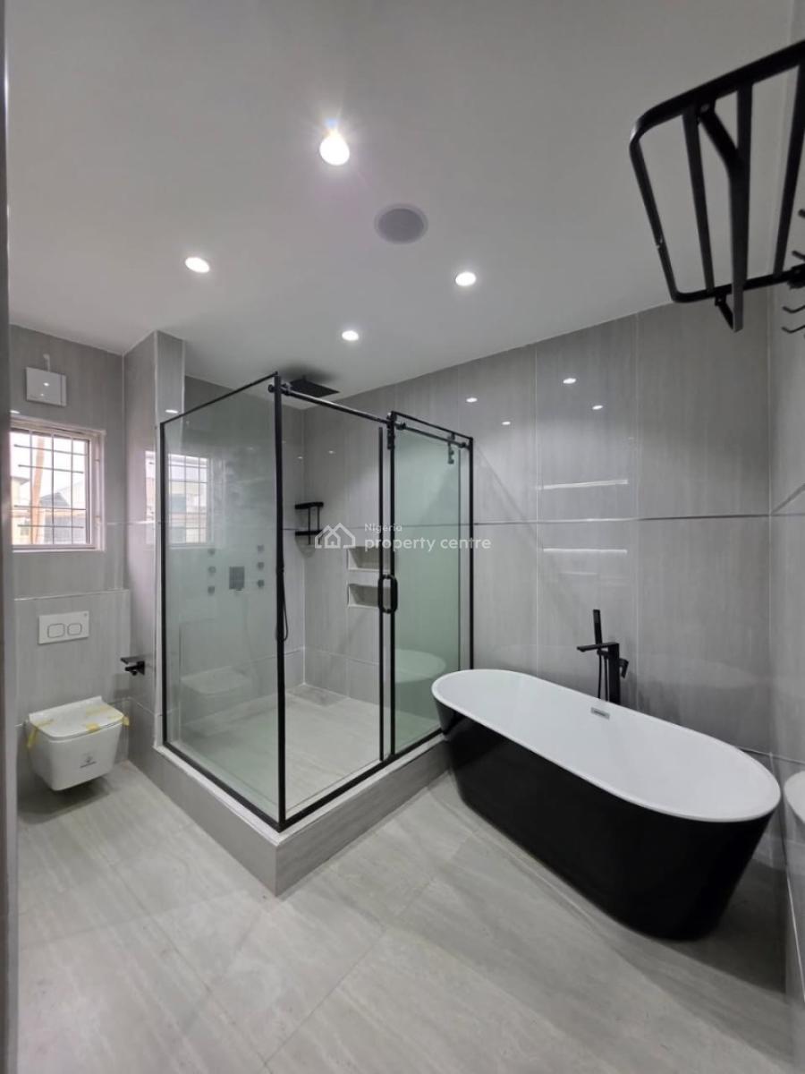 5 Bedroom Luxury Duplex with 2bqs and 3staff Quarters, Lekki Phase 1, Lekki, Lagos, Detached Duplex for Sale