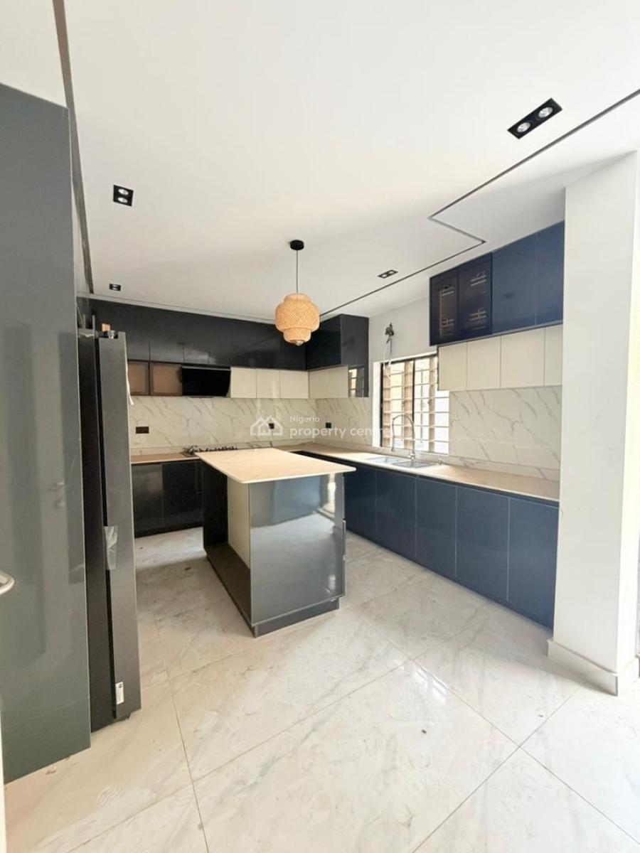 4 Bedroom Detached Duplex with Bq, Gra Phase 1, Magodo, Lagos, Detached Duplex for Sale