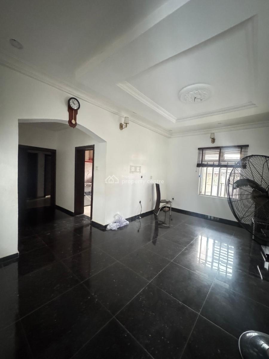 Spacious and Beautiful: 2 in a Compound, Sangotedo, Ajah, Lagos, Flat / Apartment for Rent