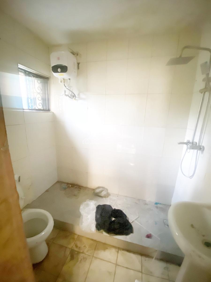 Luxury 3 Bedroom Flat, Gra Phase 1, Magodo, Lagos, Flat / Apartment for Rent