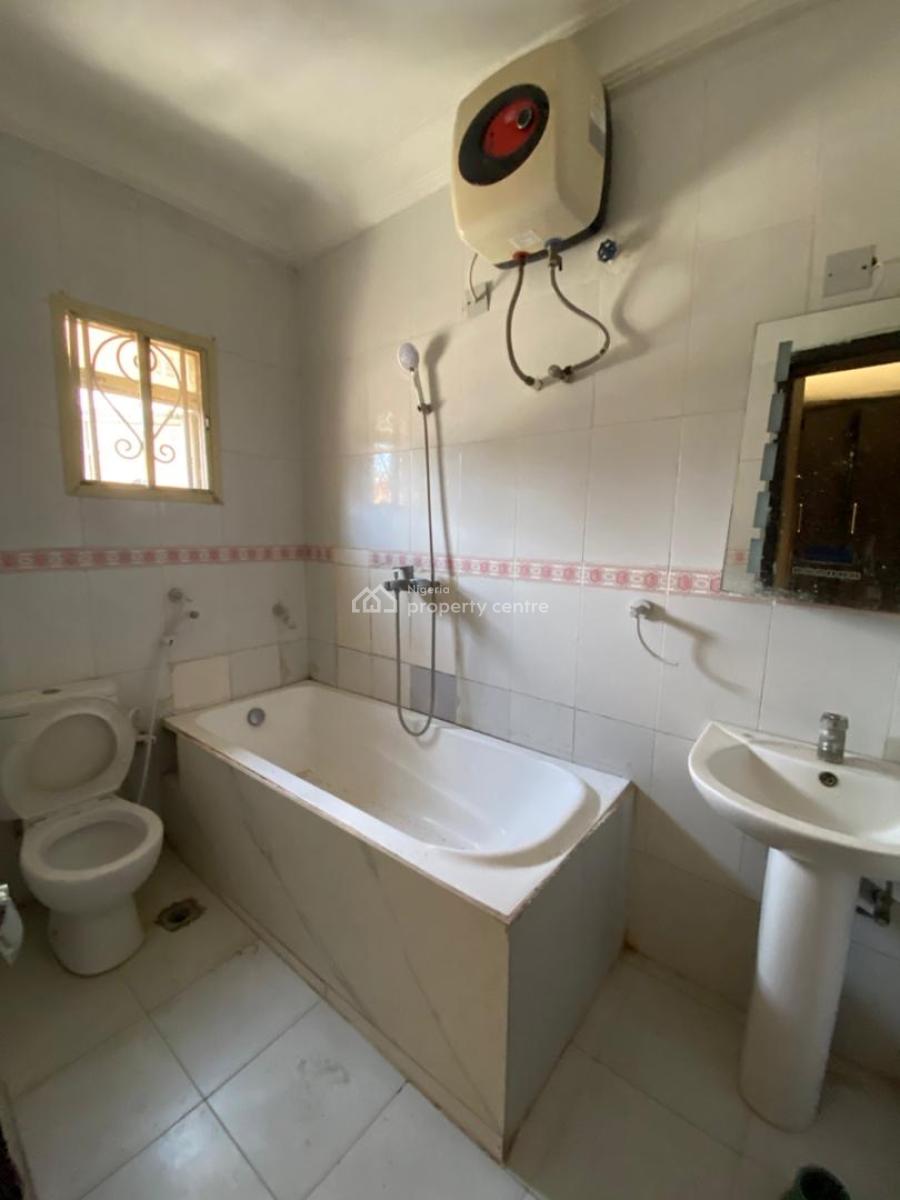 Spacious 3 Bedroom Detached Duplex, Lekki Phase 1, Lekki, Lagos, Detached Duplex for Rent