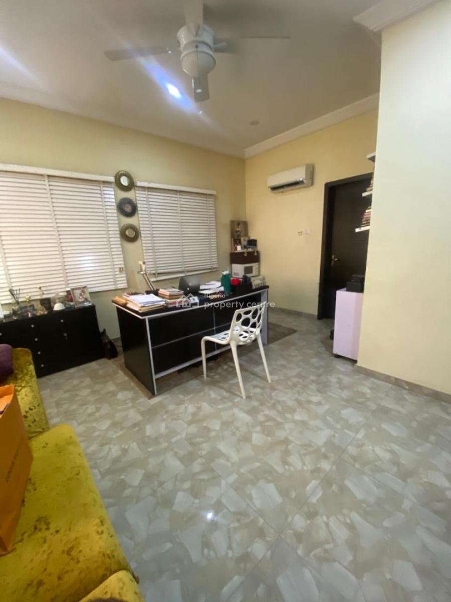 Spacious 2 Bedrooms Bungalow (alone in a Compound), Off Fola Osibo, Lekki Phase 1, Lekki, Lagos, Detached Bungalow for Rent
