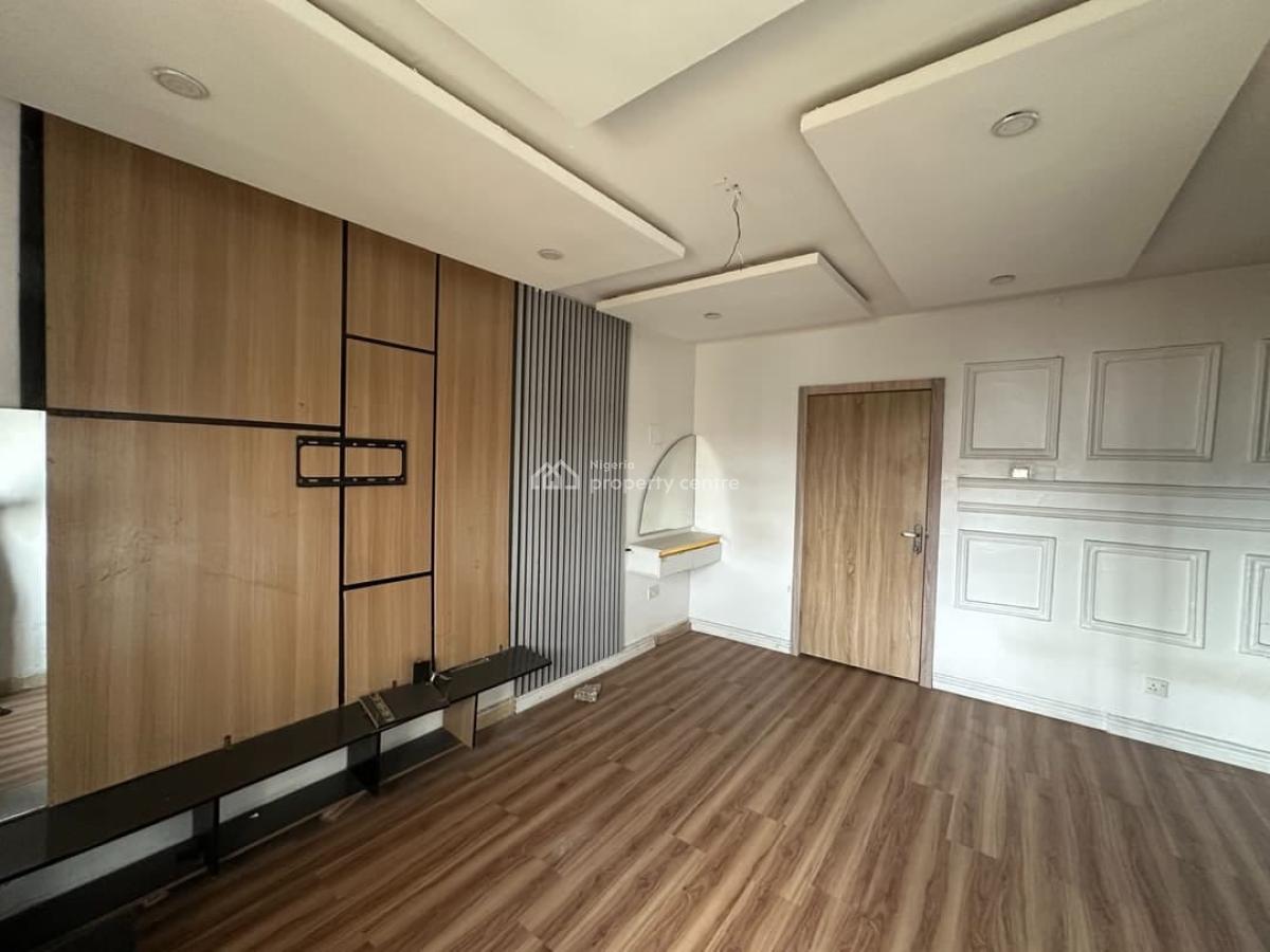 Luxury 3 Bedroom Terrace, Mobile Road, Ilaje, Ajah, Lagos, Terraced Duplex for Rent