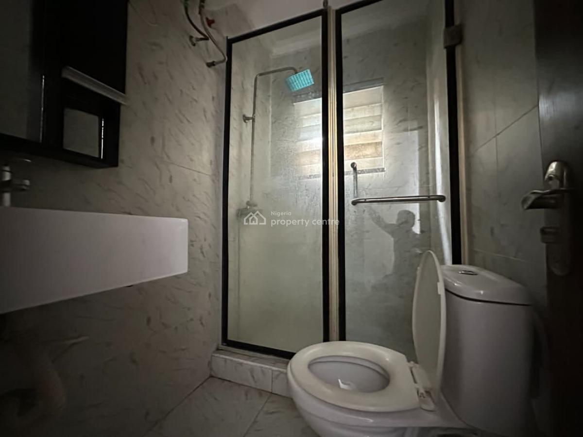 Luxury 3 Bedroom Terrace, Mobile Road, Ilaje, Ajah, Lagos, Terraced Duplex for Rent