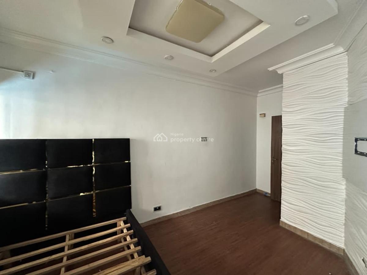 Luxury 3 Bedroom Terrace, Mobile Road, Ilaje, Ajah, Lagos, Terraced Duplex for Rent