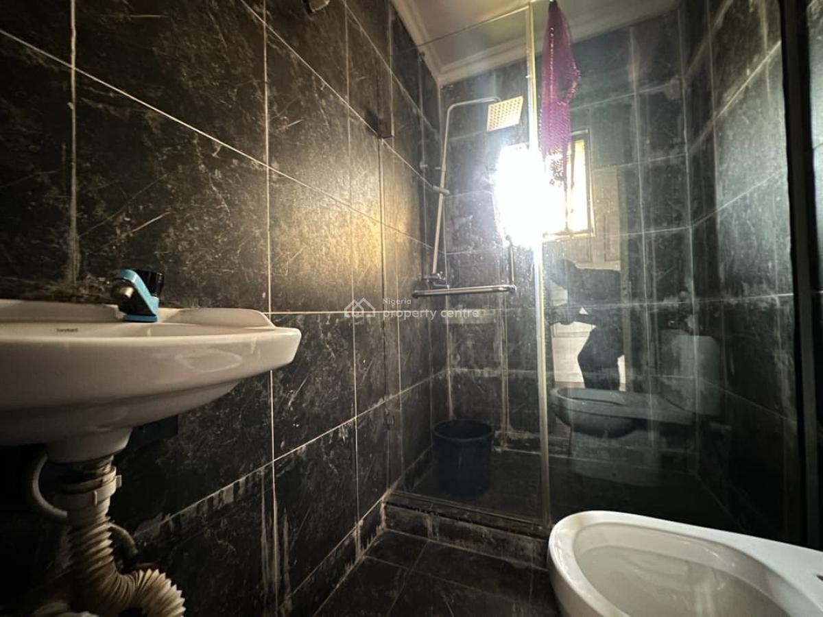 Luxury 3 Bedroom Terrace, Mobile Road, Ilaje, Ajah, Lagos, Terraced Duplex for Rent