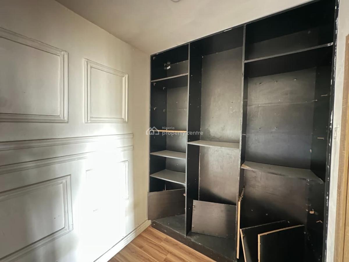 Luxury 3 Bedroom Terrace, Mobile Road, Ilaje, Ajah, Lagos, Terraced Duplex for Rent