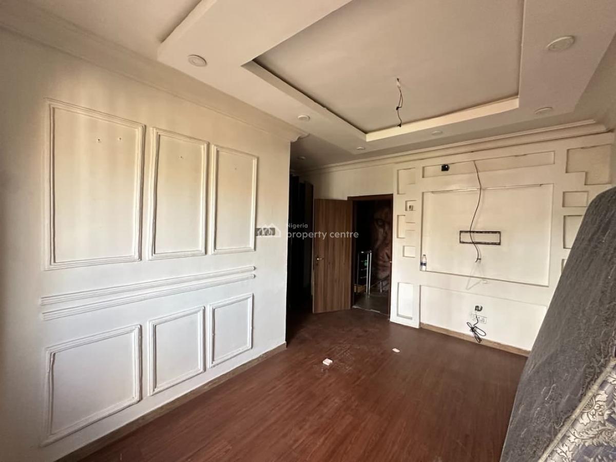 Luxury 3 Bedroom Terrace, Mobile Road, Ilaje, Ajah, Lagos, Terraced Duplex for Rent