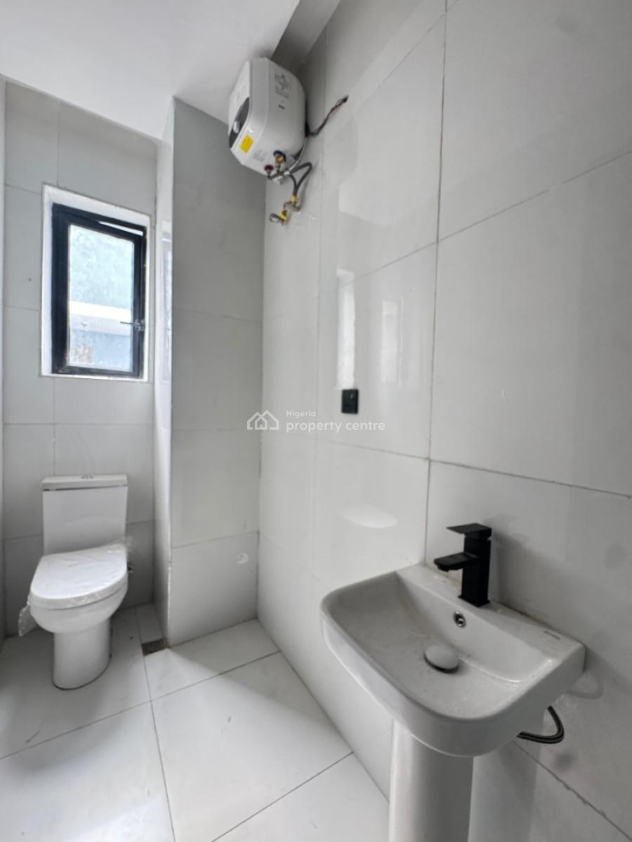 Classy & Well Finished  2  Bedroom Apartment with an Elevator, Gym & Pool, Ikate Lekki Lagos, Agungi, Lekki, Lagos, Flat / Apartment for Sale