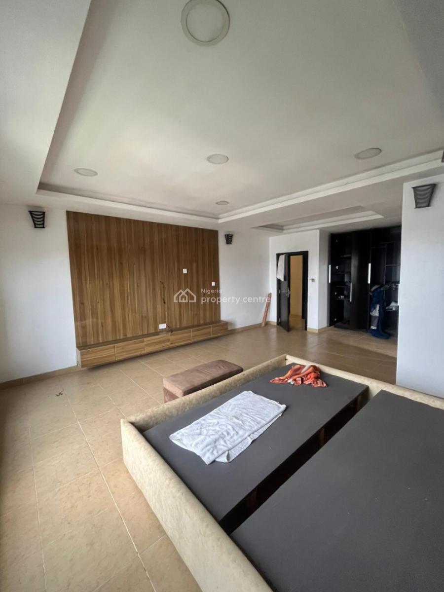 2 Bedrooms Apartment with a Bq on Pent Floor, Uses Elevator, Oral Estate, Lekki, Lagos, Flat / Apartment for Sale