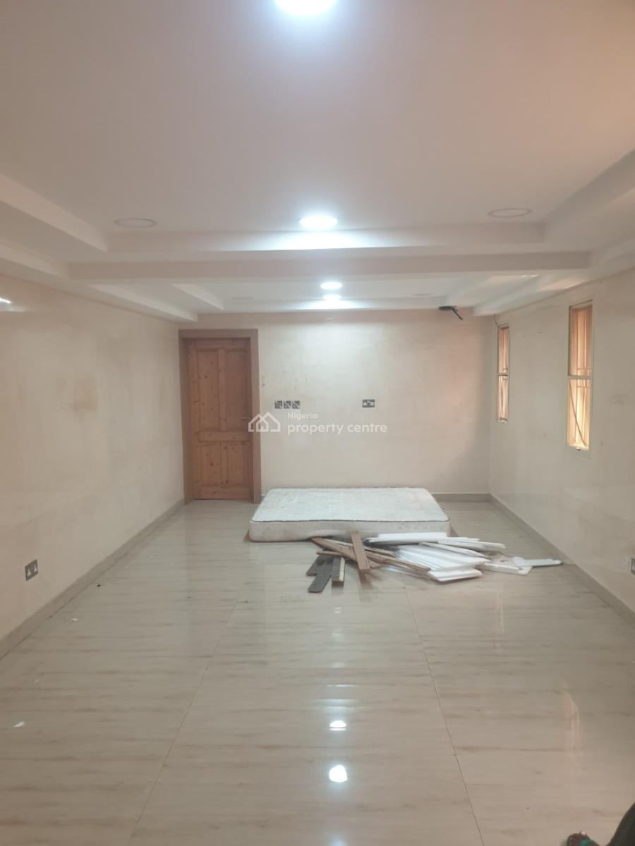 Magodo Phase 2  Spacious 5 Bedroom Detached House with All Room Ensuite, Magodo Phase 2, Gra Phase 2, Magodo, Lagos, Detached Duplex for Rent