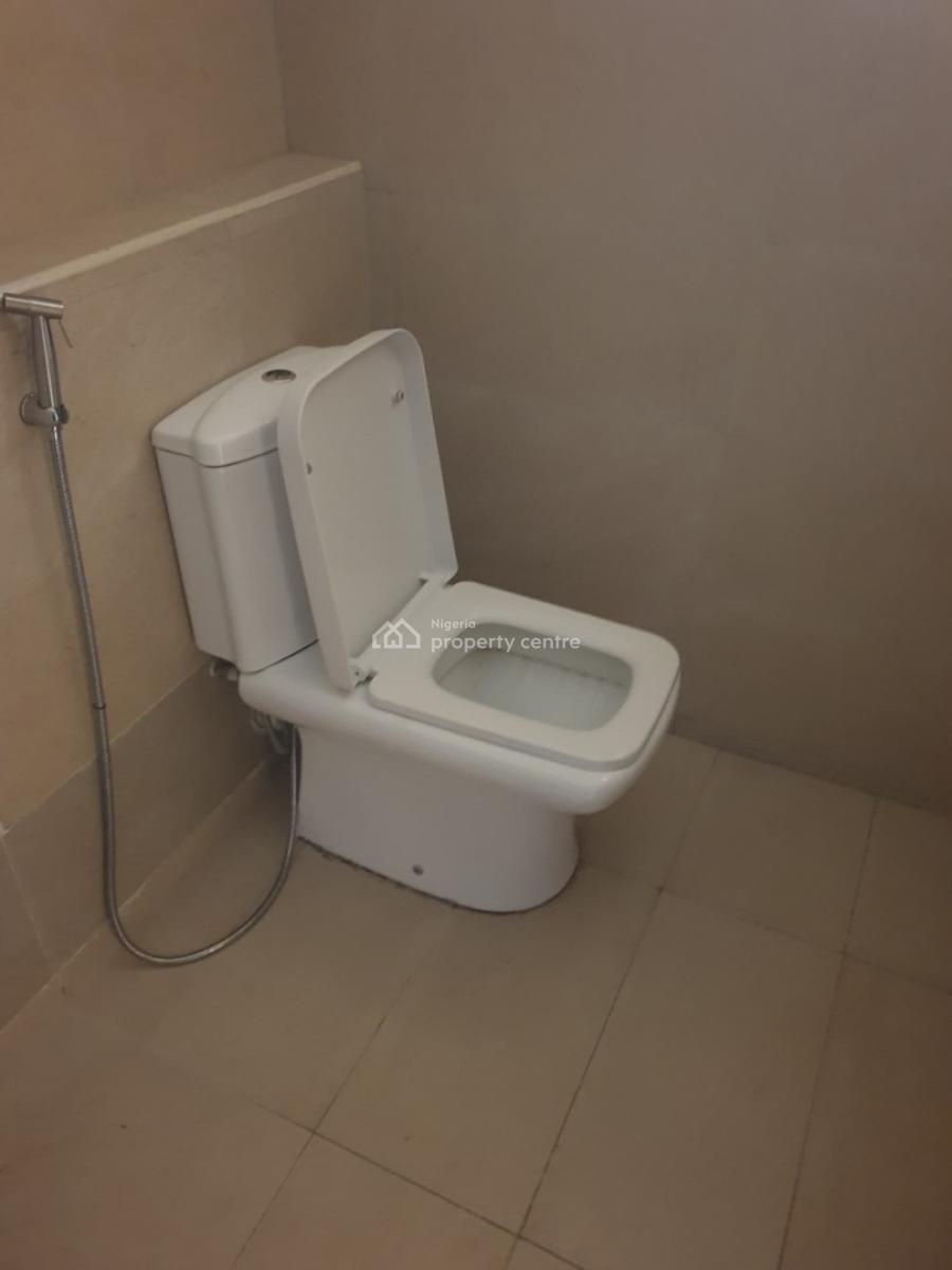 Magodo Phase 2  Spacious 5 Bedroom Detached House with All Room Ensuite, Magodo Phase 2, Gra Phase 2, Magodo, Lagos, Detached Duplex for Rent