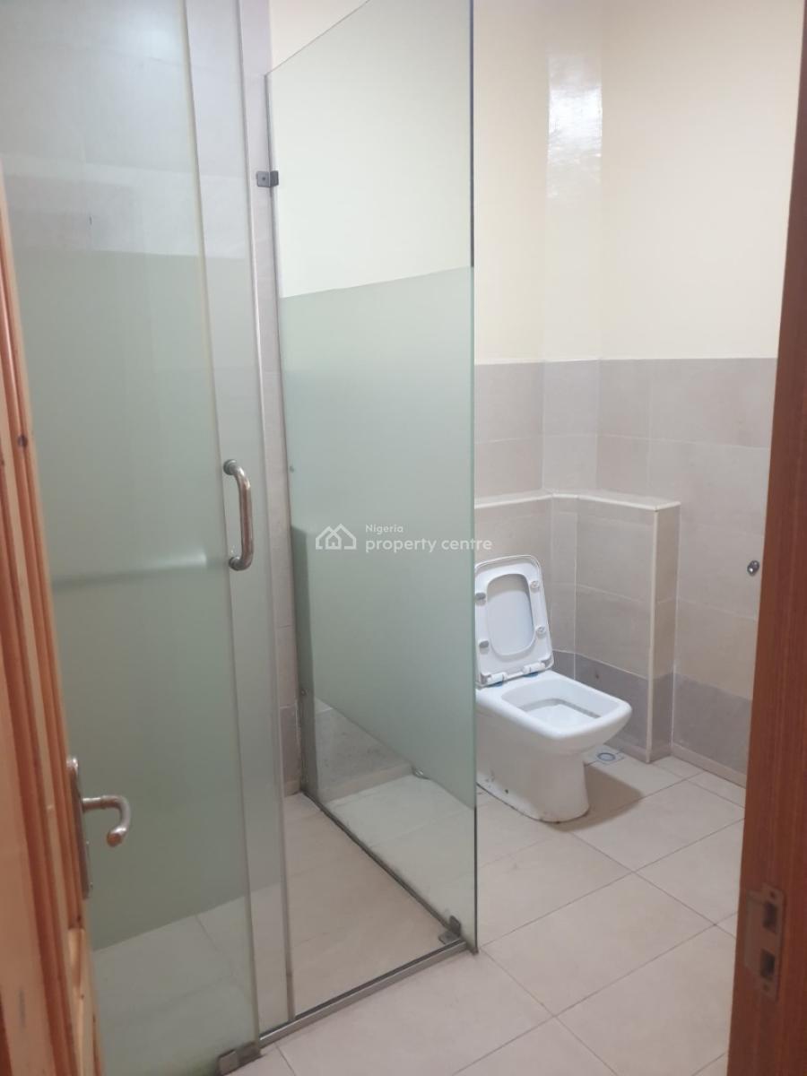 Magodo Phase 2  Spacious 5 Bedroom Detached House with All Room Ensuite, Magodo Phase 2, Gra Phase 2, Magodo, Lagos, Detached Duplex for Rent