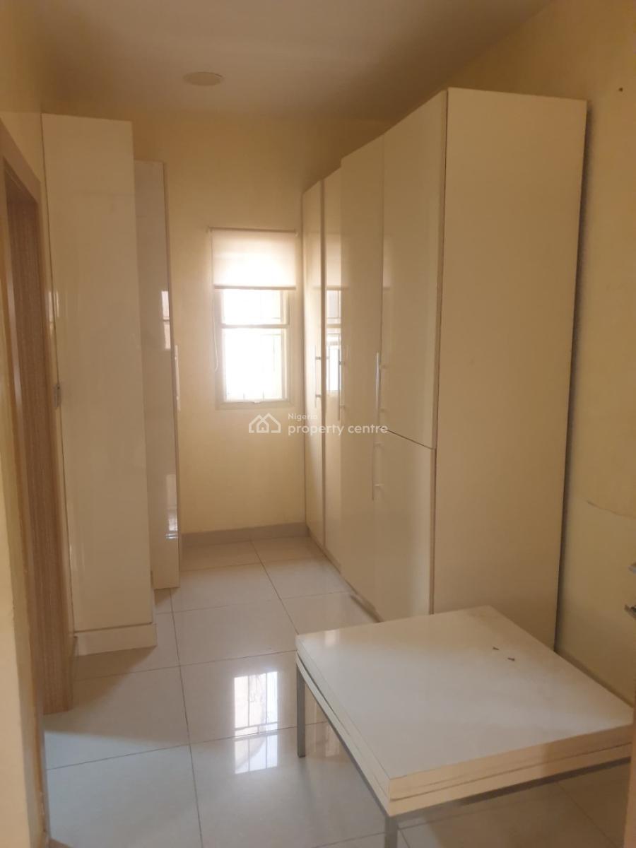 Magodo Phase 2  Spacious 5 Bedroom Detached House with All Room Ensuite, Magodo Phase 2, Gra Phase 2, Magodo, Lagos, Detached Duplex for Rent