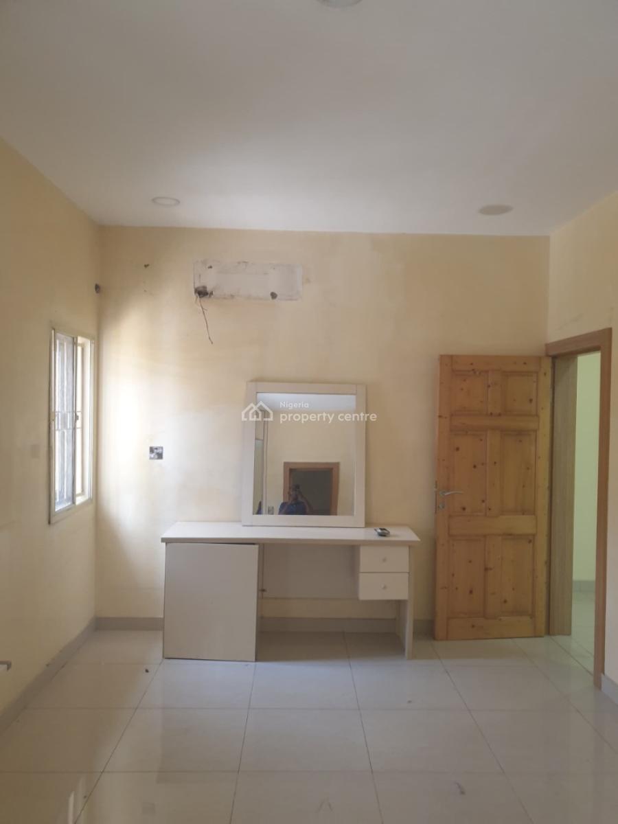 Magodo Phase 2  Spacious 5 Bedroom Detached House with All Room Ensuite, Magodo Phase 2, Gra Phase 2, Magodo, Lagos, Detached Duplex for Rent