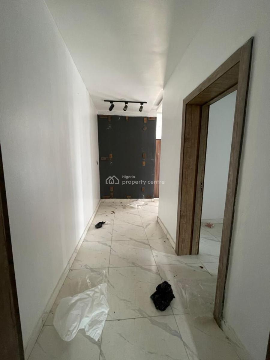 2bedroom, Ologolo, Lekki, Lagos, Flat / Apartment for Rent