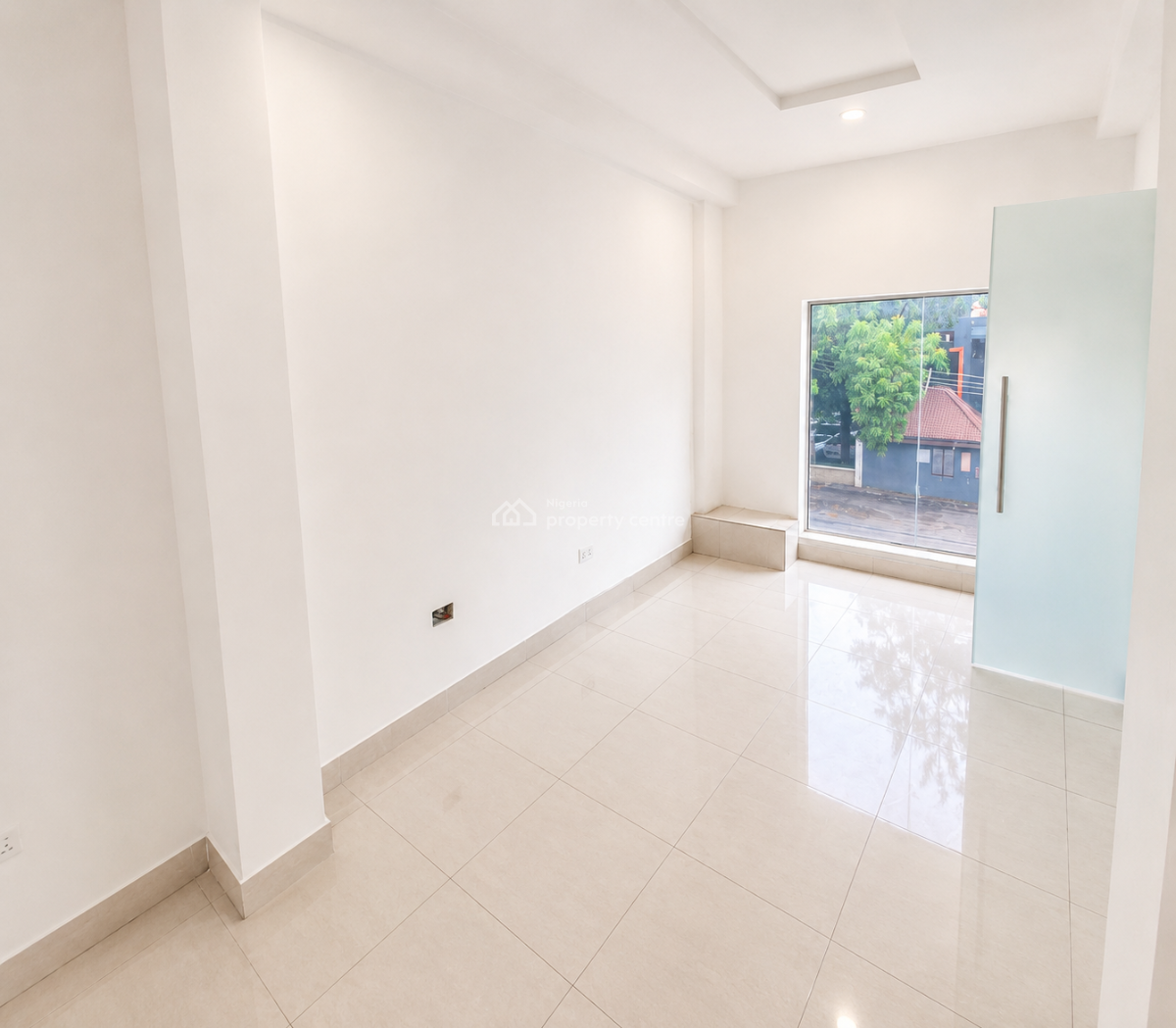 170sqm Office/shop Space Available, Gana Street, Maitama District, Abuja, Plaza / Complex / Mall for Rent