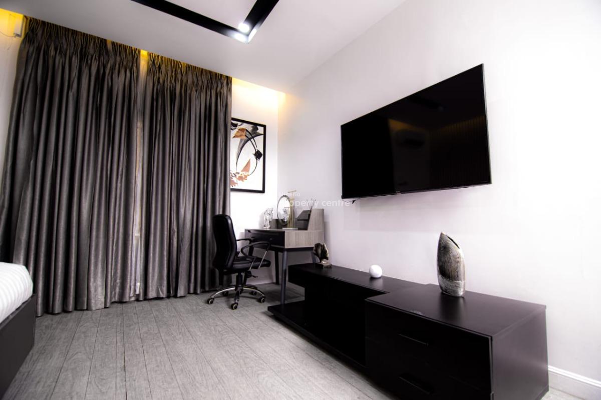 Luxury 2-bedroom Smart Apartment  Modern Comfort & Style, Lekki, Lagos, Flat / Apartment Short Let